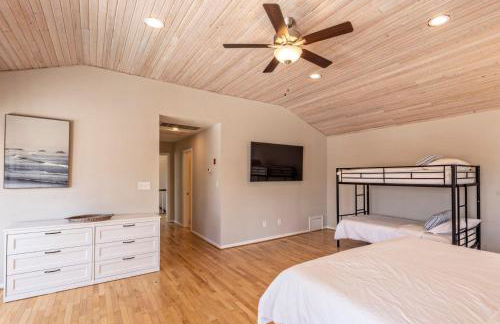 The VIBE House with POOL - Foto 31