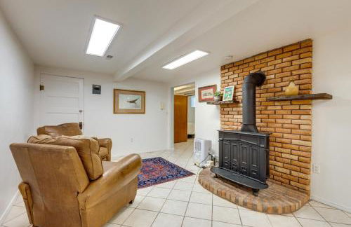 Burley Home with Playground - 1 Mi to Golf Course! - Foto 25