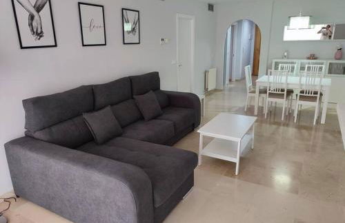 Sunny Guadalmina Apartment - Photo 2