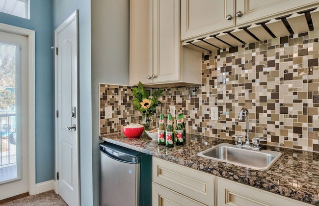 Coral By Avantstay Gorgeous Three Story Home w/ Two Balconies - Foto 53