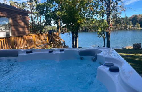 Lake Front ~ Firepit ~ Kayaks ~ SUPs ~ Yard Games - Foto 44