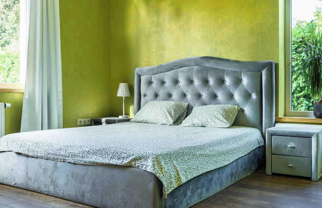 Luxurious Amber Villa With Private Pool and Garden Views - Photo 5