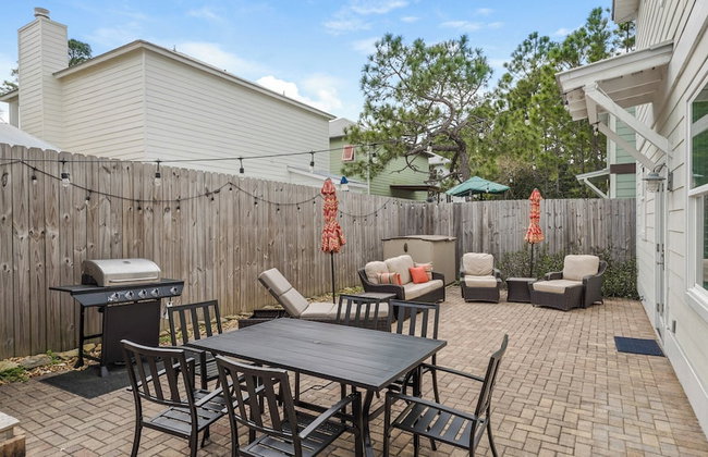 Beach Cottage w/ Backyard Oasis - Quiet Neighborhood in BMB - Foto 38