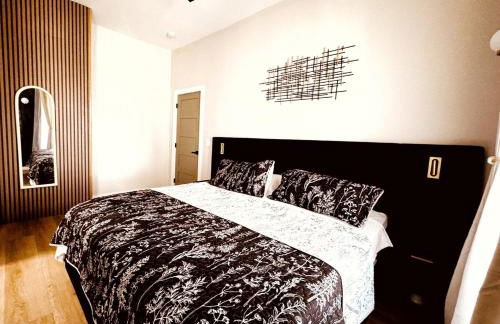 Downtown Cincinnati Boutique at Newport 3BR with 100in Cinema TV - Foto 18