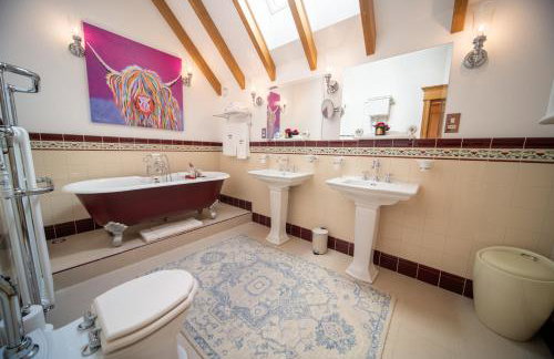 Knockderry Lodge -Private Luxury pet-friendly accommodation in Scotland with hot tub - Foto 9