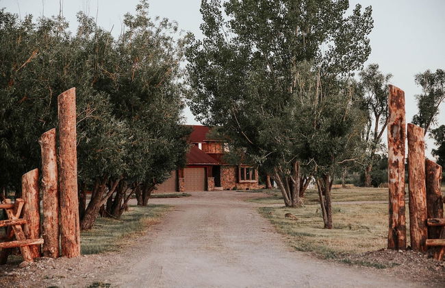 Beaverhead Resort - Photo 21