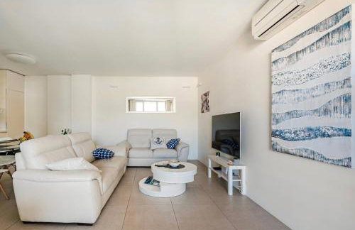 Dubrovnik Bridge & Port View Apartment - Photo 8