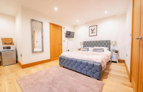 Highview House, Llandevaud - Foto 7