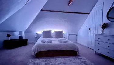 Corner House- hot tub and outdoor fireplace - Foto 2