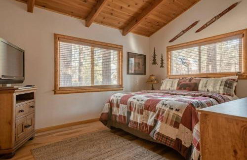 Hot tub*kids room*family cabin - Foto 21