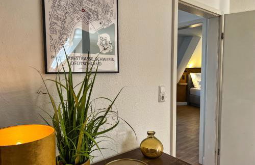 Helle großzügige Dachgeschoss Wohnung I Parkplatz I Schloss Blick #Cosiness Company - Foto 36