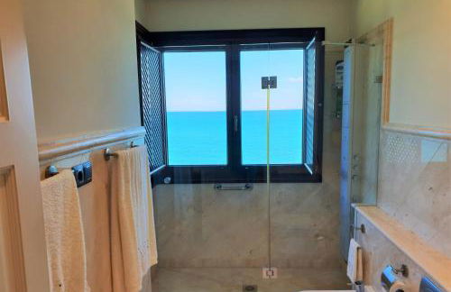 LUXURY APARTMENT FRONTAL TO THE SEA IN ESTEPONA DONCELLA BEACH - Photo 23