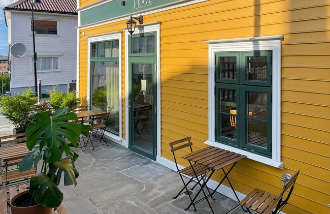 Vibrant Apartment on Bustling Street, Above a Restaurant - Perfect for Tourists, - Foto 37
