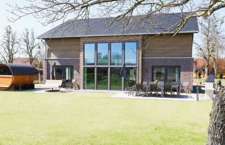 Traumvilla am Müritz Nationalpark, 17 Gäste, Sauna - Foto 1