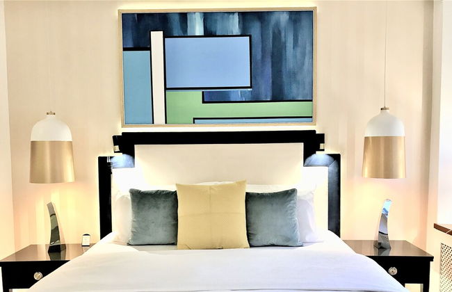 MONDRIAN Luxury Suites UNESCO Old Town - Photo 15