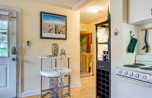 Nags Head Apt with Patio - half Mile Walk to Beach! - Foto 8