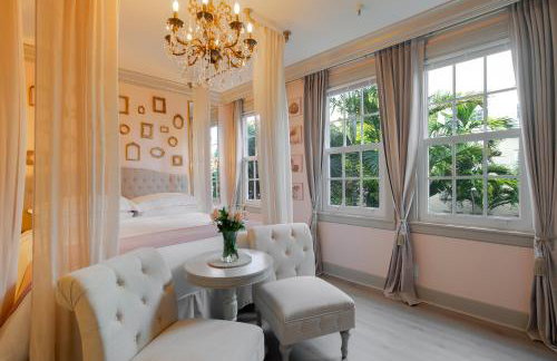 Hemingway Suites at Palm Beach Hotel Island - Photo 14