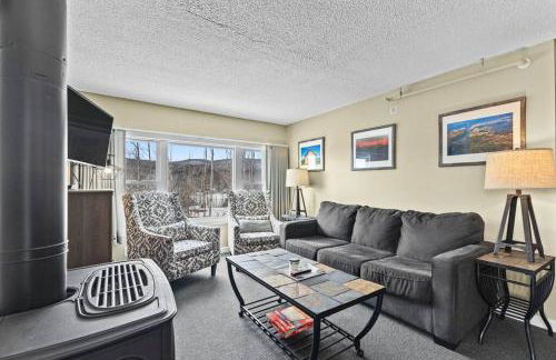 Stowe Ski Chalet - 3BR with In Unit Sauna - Foto 10