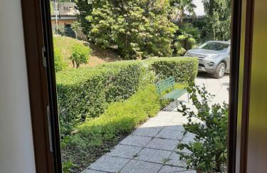 BMP APARTMENT GIOIOSA 2 giardino vista Lago Maggiore - Foto 4