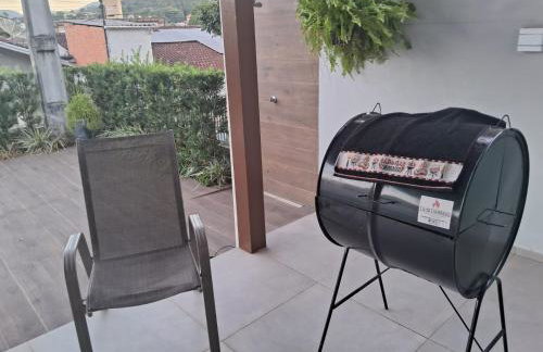 Casa com piscina, suite com hidro em Blumenau - Foto 19