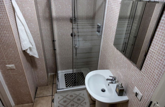 Via Mancini 12 in Napoli - Foto 38