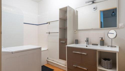 La Bretonnerie - parking privatif, 2 chambres, calme - Foto 5