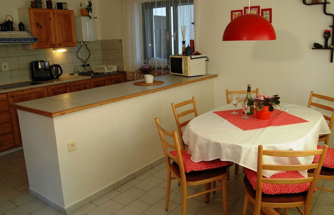 Spacious Cottage in the Giant Mountains, Near the Ski Slopes - Foto 10