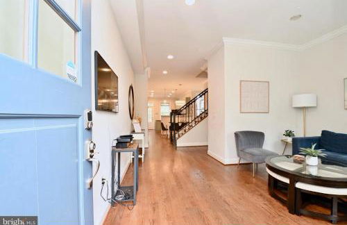 Elegant 5BR home near Capitol Hill! Free Parking! - Foto 8