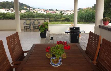 Nina Villa - Foto 13