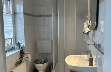 2 Zimmer Wohnung Pool u. Sauna Zugang möglich - Foto 13