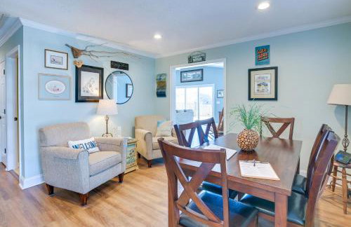 Radford Home with Wraparound Deck! - Foto 7