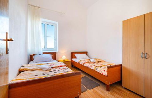 Cozy Apartment In Nevidane With Kitchen - Foto 20