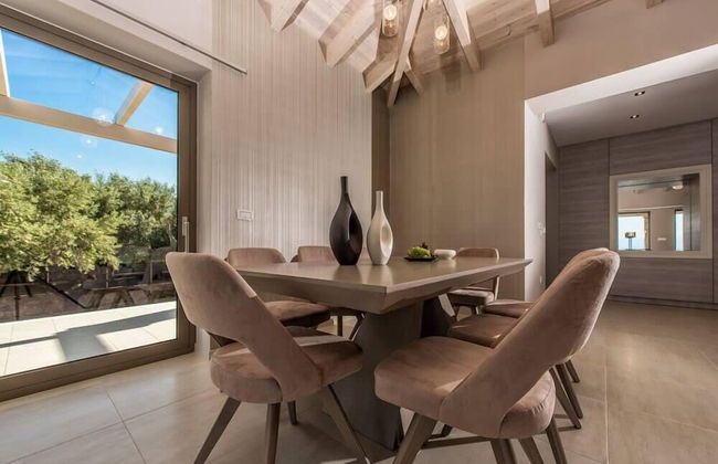 Avra Luxury Villa - Photo 9