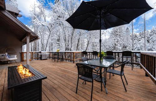 Creekside Cabin - Pup-Friendly with AC - Foto 2