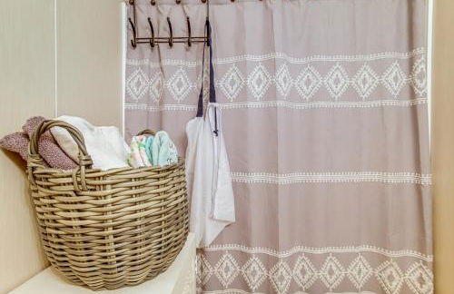 1 Mi to Boat Ramp Peaceful Deal Island Home! - Foto 14