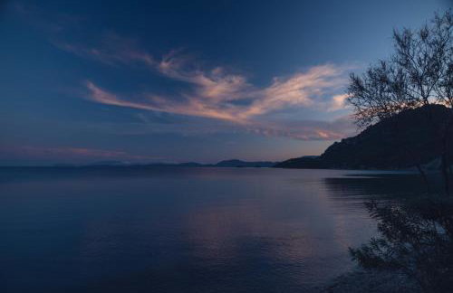 Villa Madouri 5 bed seafront villa with private pool - Foto 39