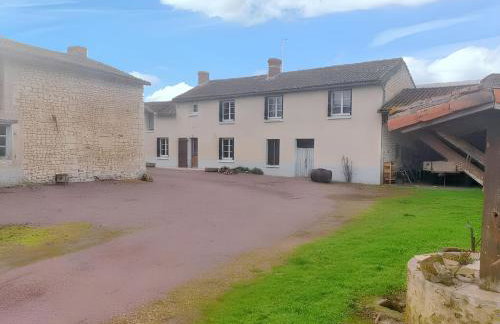 Maison de charme avec jardin aux Trois-Moutiers, 116 m², 6 pers. - Foto 10