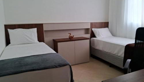 Lindo apto de 2 quartos e 1 banheiro c/ garagem - Foto 3