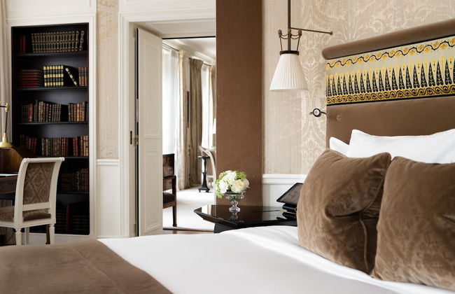 La Reserve Paris Hotel and Spa - Photo 60