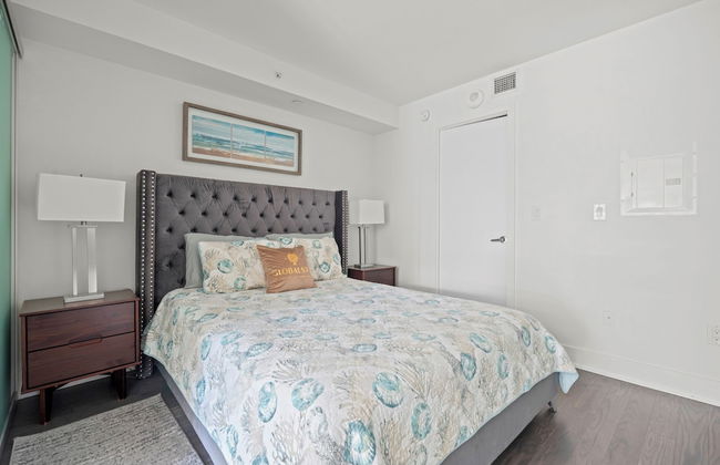 The Britt Condos in Downtown Toronto - Photo 7