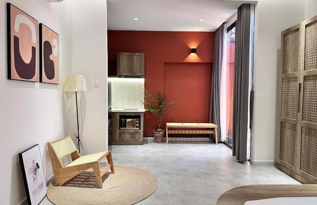 KIN WANDER TAN PHONG, THE MOONAGE - Foto 75