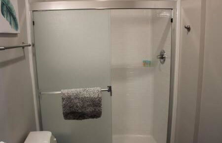 4 mi to Jack Thrice Stadium + hot tub - Foto 17