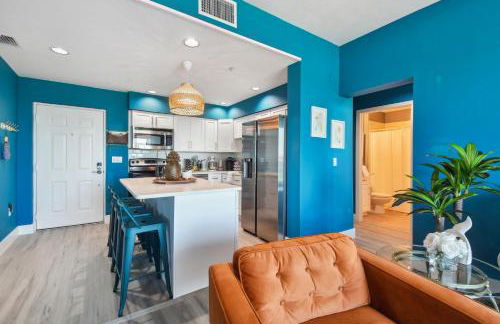 Fabulous Golf and Marina Community Condo - Photo 11