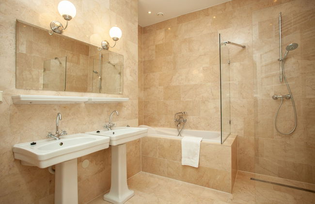 Stayci Serviced Apartments Royal Nassau - Photo 43