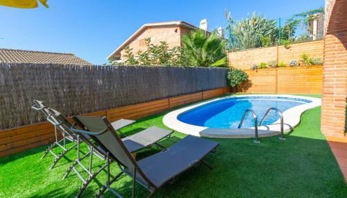 Catalunya Casas Cozy beach town villa for 8 - no car necessary! - Photo 5