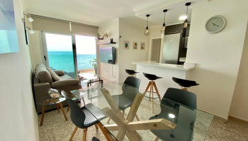 Hermoso Edificio Frente al Mar, a pie de Playa y hermosas vistas - Photo 3