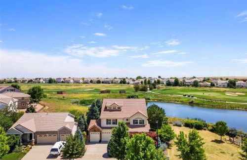 Denver Retreat Home with Stunning Lake, Mountain Views and Luxury Amenities - Foto 1