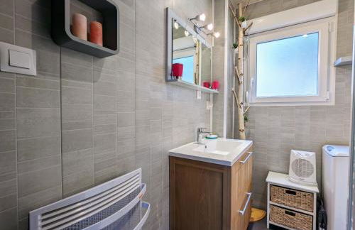 Charmant chalet de montagne avec terrasse et vue imprenable - FR-1-589-72 - Foto 27