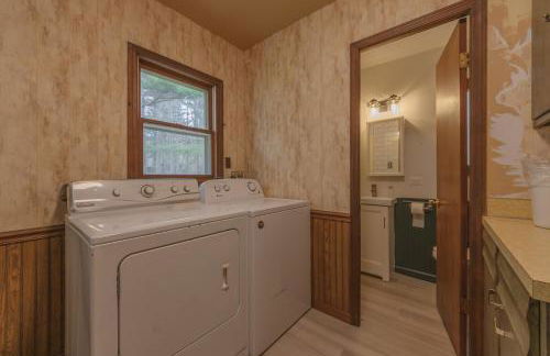 Silver Woods - New Vacation Rental - Lake Access Half a Mile away - Foto 14