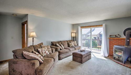 Lincoln Condo with Balcony - 6 Mi to Loon Mtn! - Foto 3